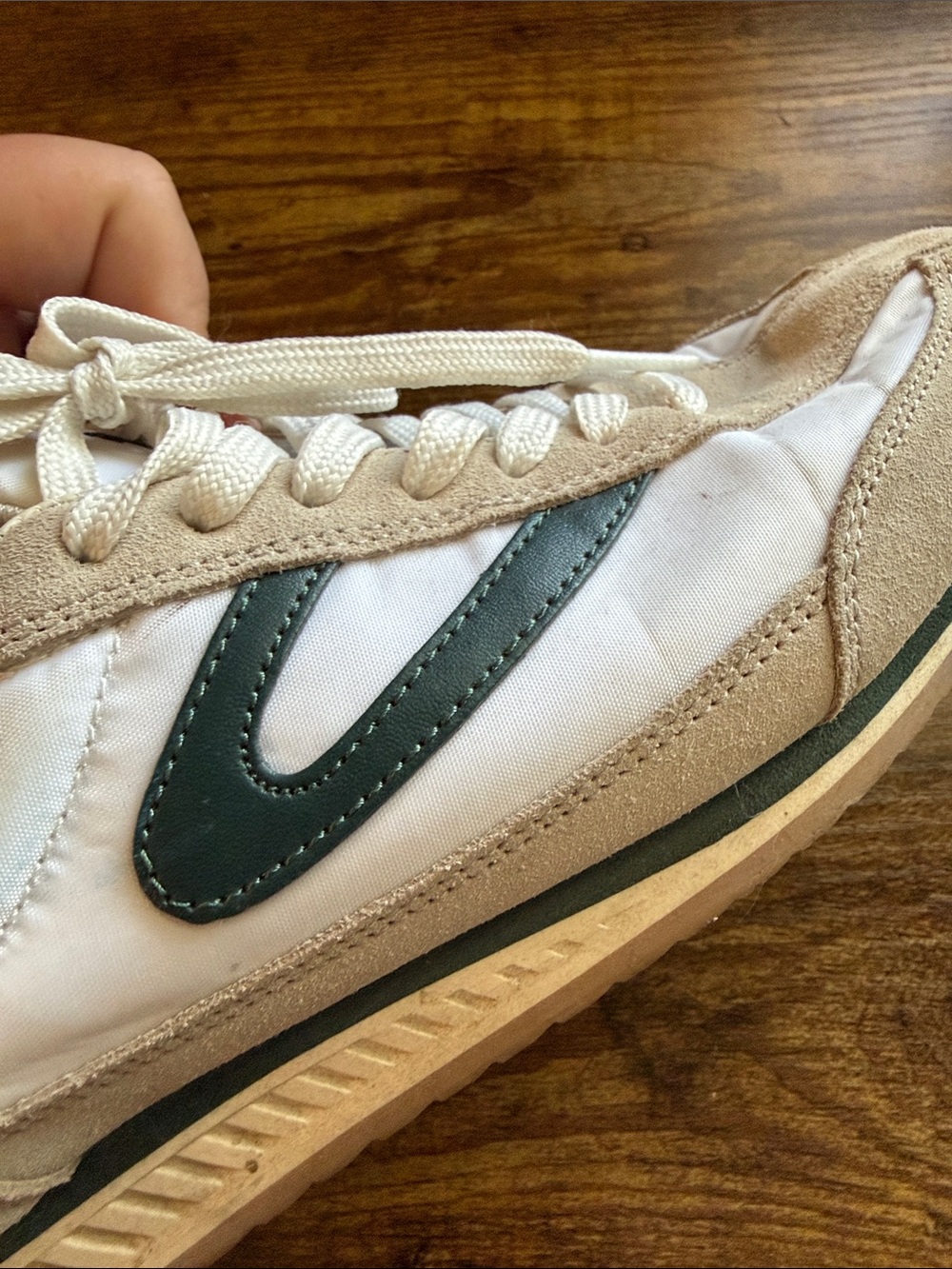 Tretorn Rawlins Women’s Size 8.5 Low-Top Sneakers in Beige and Dark Green - Picture 11 of 14
